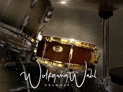 Wolfgang Wahl Pearl Drums / Soultone Cymbals